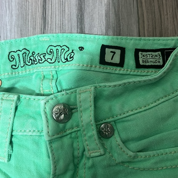 Kids Miss Me Blingy Green Bermuda Jean Shorts - Size 7 - Picture 3 of 4